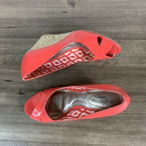 Dexflex Comfort Womens Wedge Heels Shoes Size 9.5 Peep Toes Pump